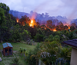 Incendies sur votre lieu de vacances : comment vous faire indemniser ?